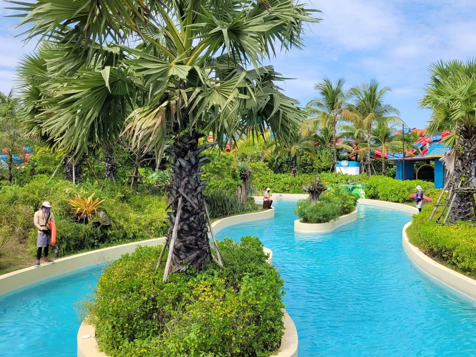 The Rolling Ripples lazy river winding between palm islands